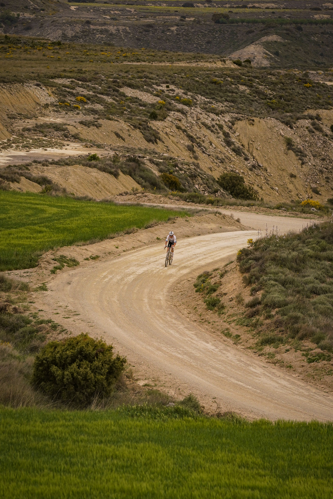 Mads Würtz Schmidt on his way to taking a solo victory at the 2026 Gravel Desert