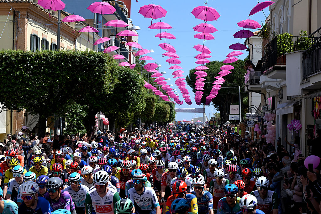 GIULIANOVA, ITALY - MAY 17: A general view of the peloton prior to the 108th Giro d'Italia 2025, Stage 8 a 197km stage from Giulianova to Castelraimondo / #UCIWT / on May 17, 2025 in Giulianova, Italy. (Photo by Dario Belingheri/Getty Images)