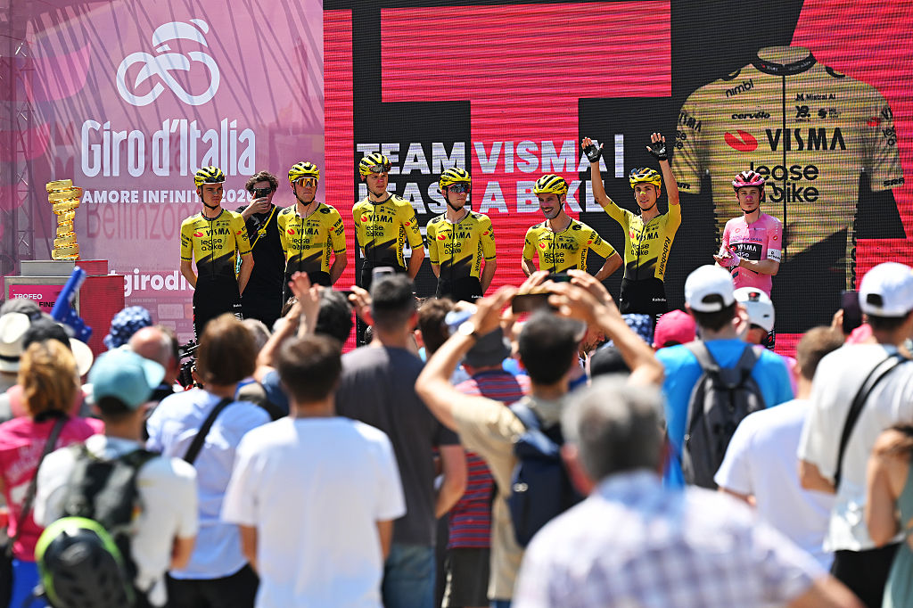 BELLINZONA, SWITZERLAND - MAY 26: Jonas Vingegaard of Denmark, Victor Campenaerts of Belgium, Timo Kielich of Belgium, Sepp Kuss of United States, Bart Lemmen of Netherlands, Davide Piganzoli of Italy, Tim Rex of Belgium and Team Visma | Lease a Bike prior to the 109th Giro d'Italia 2026, Stage 16 a 113km stage from Bellinzona to Cari 1645m / #UCIWT / on May 26, 2026 in Bellinzona, Switzerland. (Photo by Tim de Waele/Getty Images)
